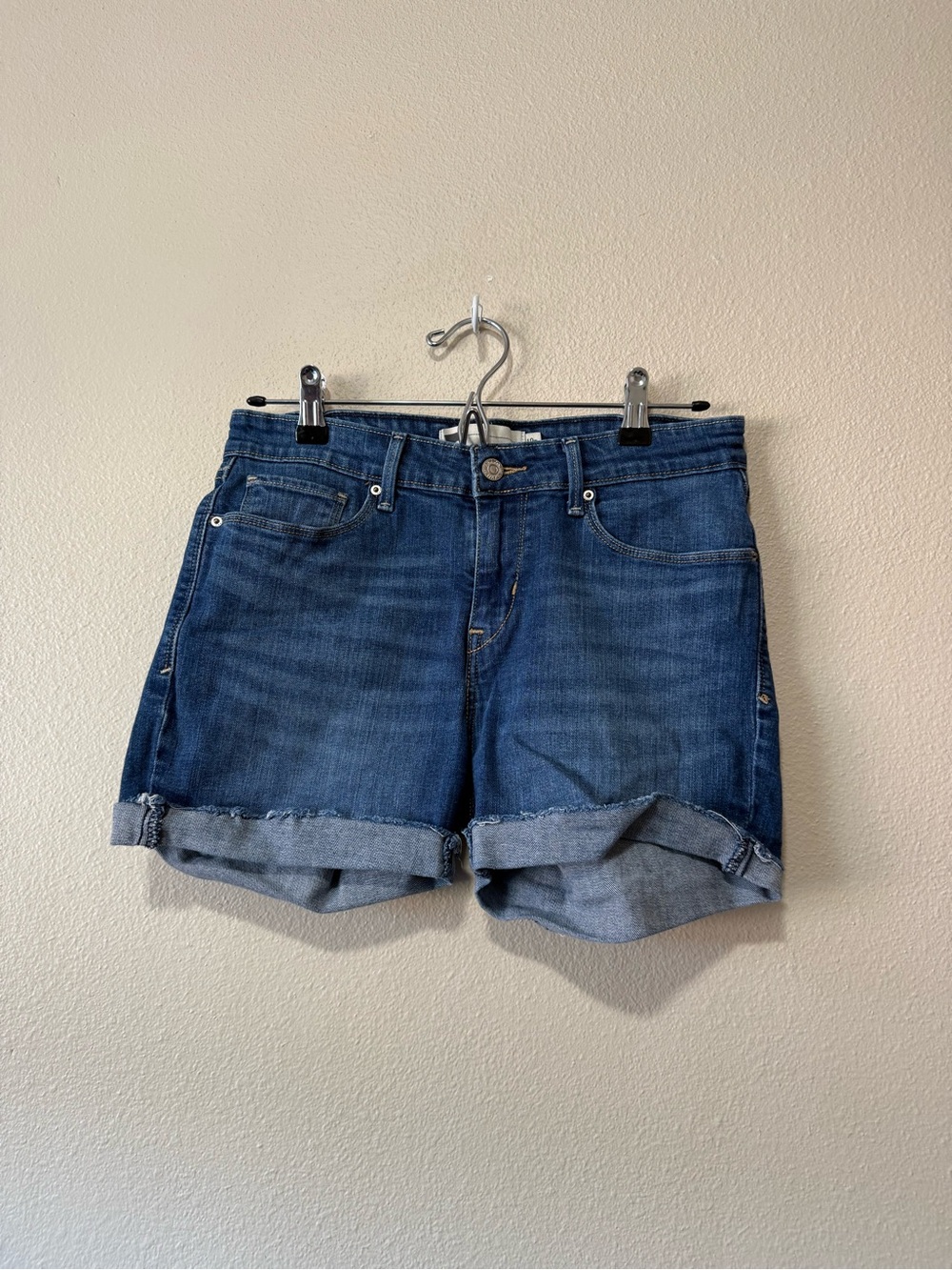 Levi’s Classic Blue Denim Roll-Cuff Women’s Shorts